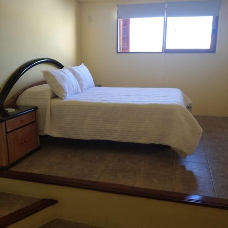 La Casona Del Lago Balneario Ipora ภายนอก รูปภาพ